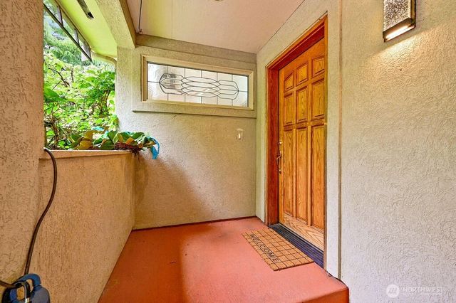 43 Windsor Lane, Port Townsend, WA 98368