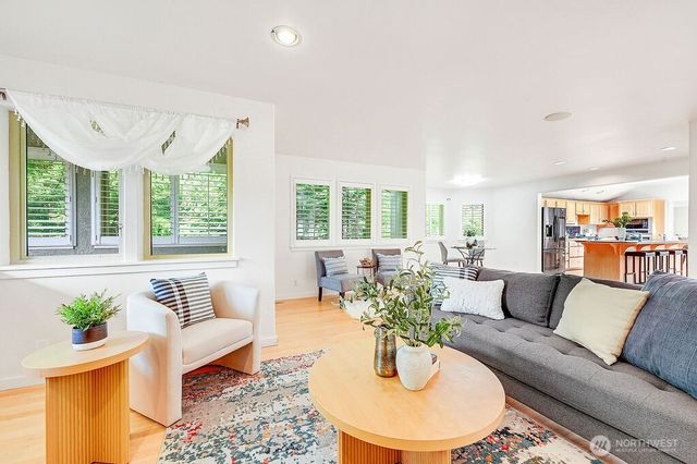 43 Windsor Lane, Port Townsend, WA 98368
