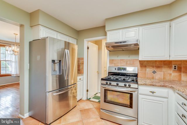 100 KINGSDALE AVE, Cherry Hill, NJ 08003
