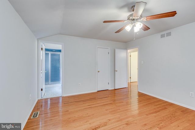 100 KINGSDALE AVE, Cherry Hill, NJ 08003