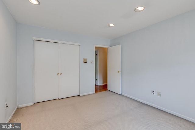 100 KINGSDALE AVE, Cherry Hill, NJ 08003