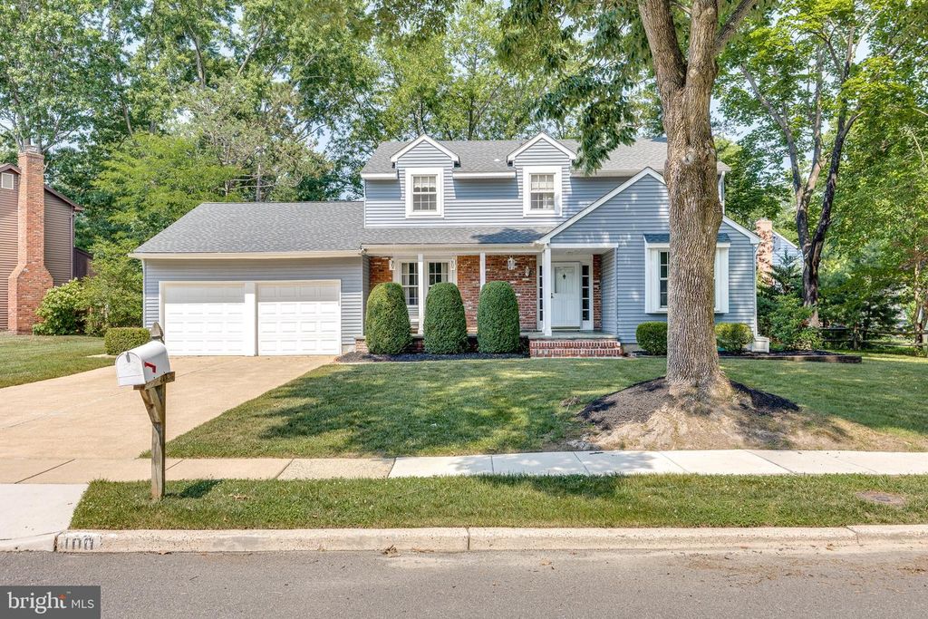 100 KINGSDALE AVE, Cherry Hill, NJ 08003