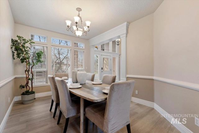 9356 W Osprey Meadows Dr, Boise, ID 83714