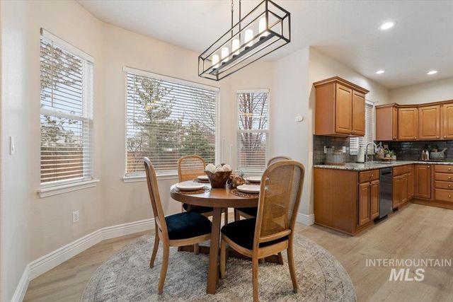 9356 W Osprey Meadows Dr, Boise, ID 83714