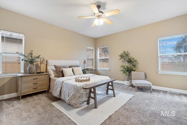 9356 W Osprey Meadows Dr, Boise, ID 83714