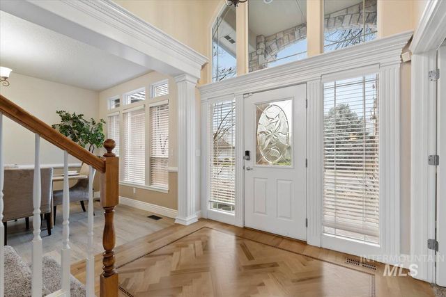 9356 W Osprey Meadows Dr, Boise, ID 83714