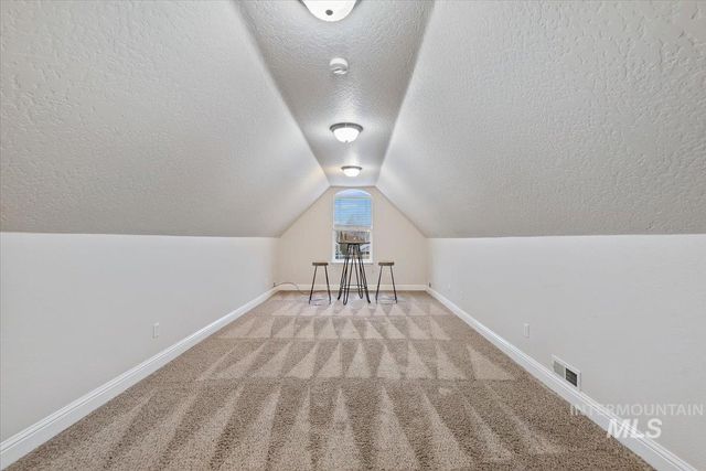 9356 W Osprey Meadows Dr, Boise, ID 83714