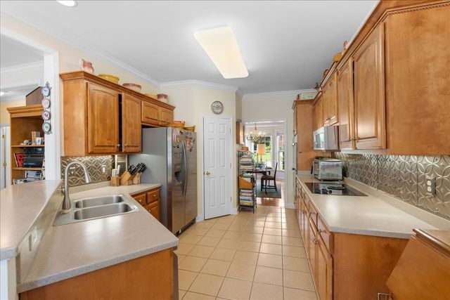 6644 Christiansted Ln, Nashville, TN 37211