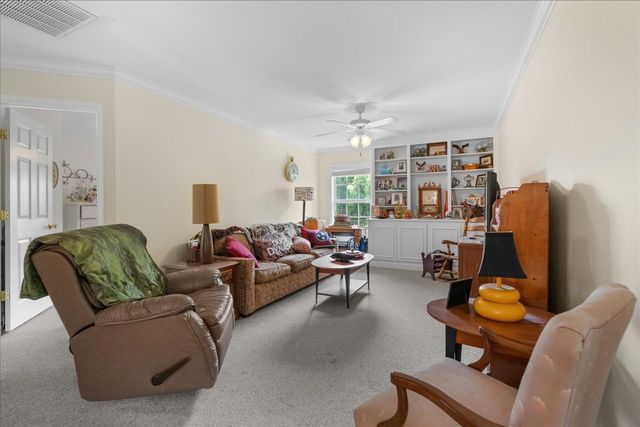 6644 Christiansted Ln, Nashville, TN 37211