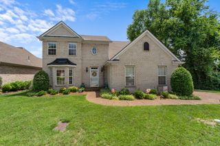 6644 Christiansted Ln, Nashville, TN 37211