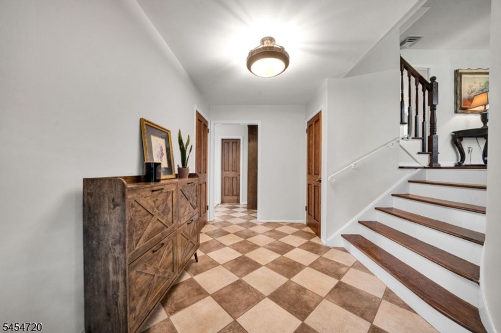 55 Gathering Rd, Montville Twp., NJ 07058 — photo 4