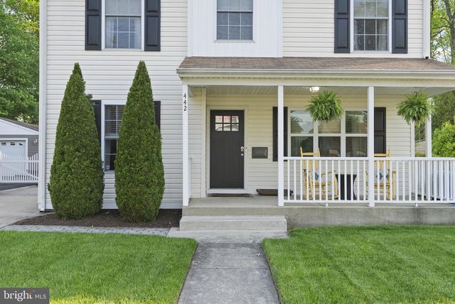 442 CUTLER AVE, Maple Shade, NJ 08052