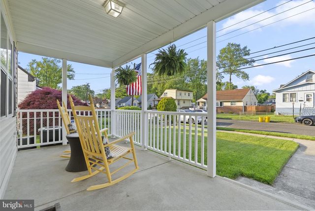 442 CUTLER AVE, Maple Shade, NJ 08052