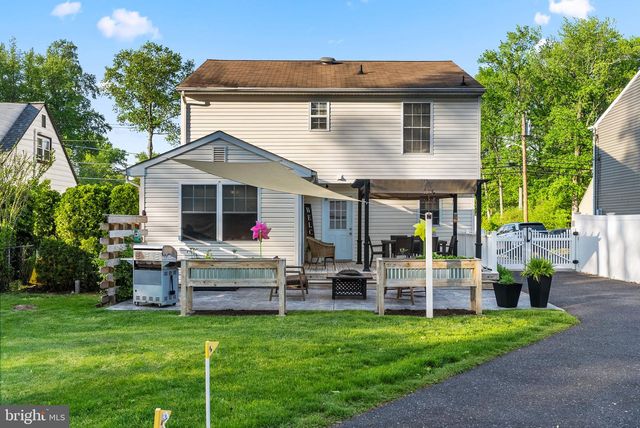 442 CUTLER AVE, Maple Shade, NJ 08052