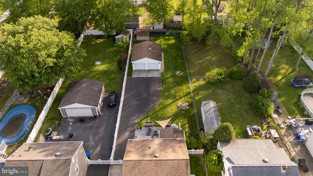 442 CUTLER AVE, Maple Shade, NJ 08052