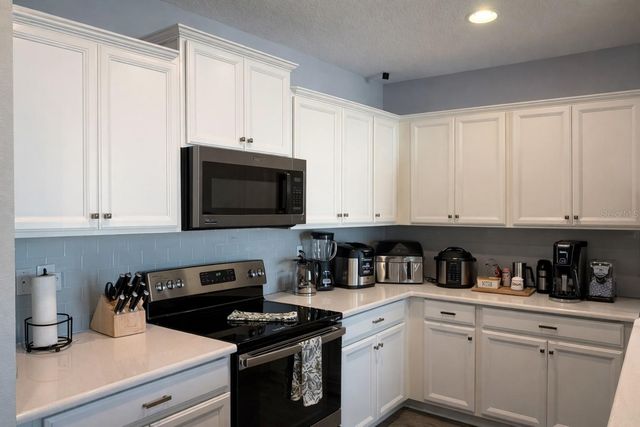 372 MEADOW POINTE DRIVE, Haines City, FL 33844