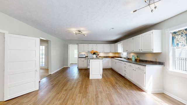113 Yell Dr, E, Wartrace, TN 37183
