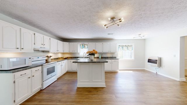 113 Yell Dr, E, Wartrace, TN 37183