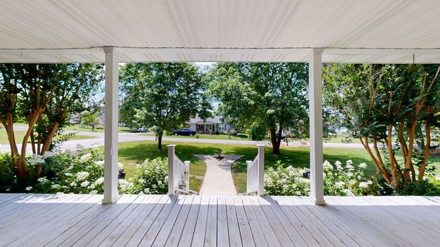 113 Yell Dr, E, Wartrace, TN 37183