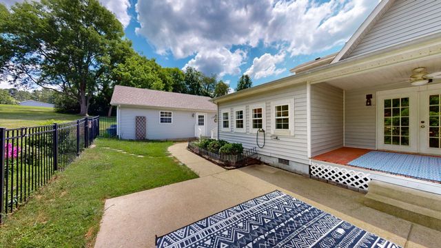 113 Yell Dr, E, Wartrace, TN 37183