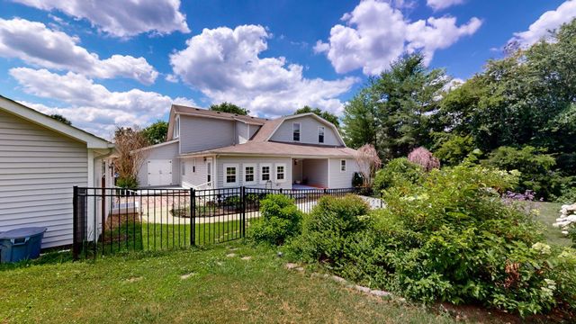113 Yell Dr, E, Wartrace, TN 37183