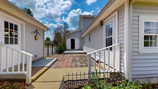 113 Yell Dr, E, Wartrace, TN 37183