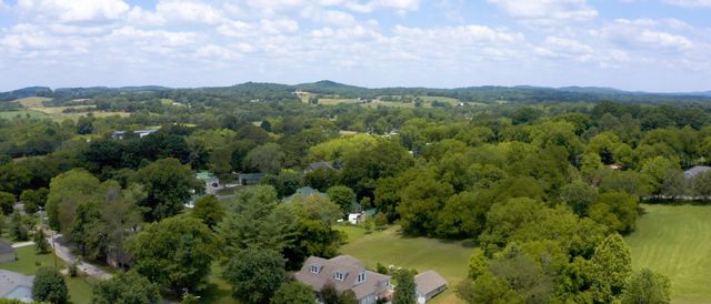 113 Yell Dr, E, Wartrace, TN 37183