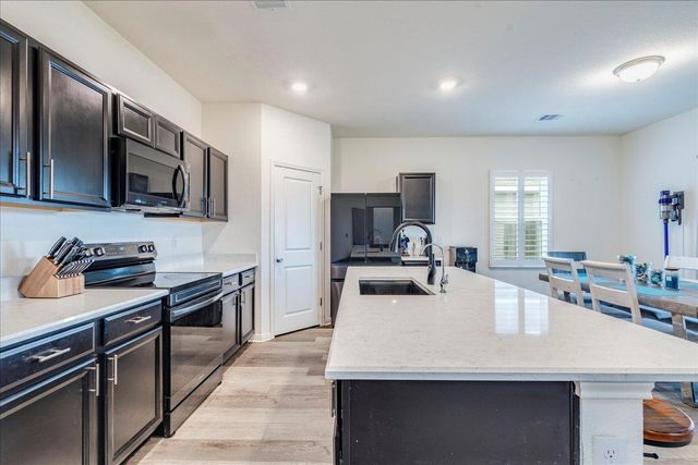 217 Seneca LOOP, Kyle, TX 78640