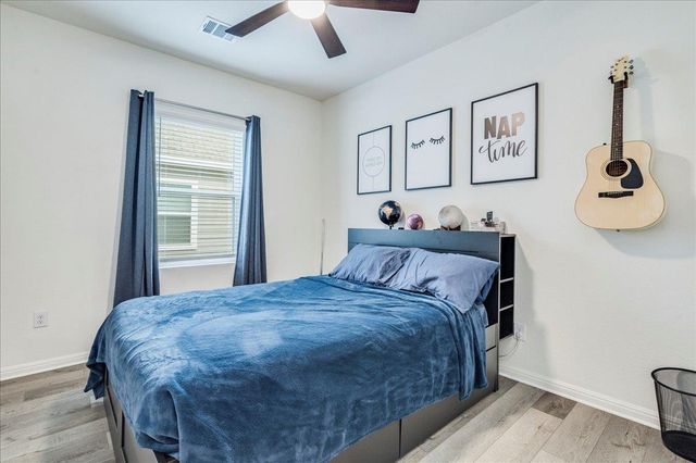 217 Seneca LOOP, Kyle, TX 78640