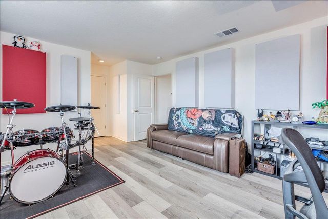 217 Seneca LOOP, Kyle, TX 78640