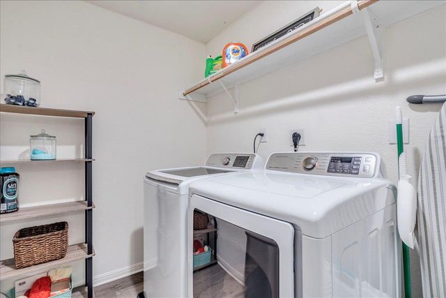 217 Seneca LOOP, Kyle, TX 78640