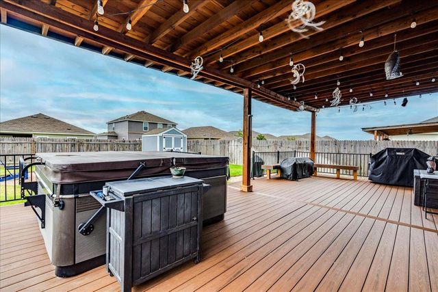 217 Seneca LOOP, Kyle, TX 78640