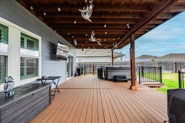 217 Seneca LOOP, Kyle, TX 78640