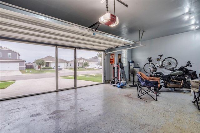 217 Seneca LOOP, Kyle, TX 78640