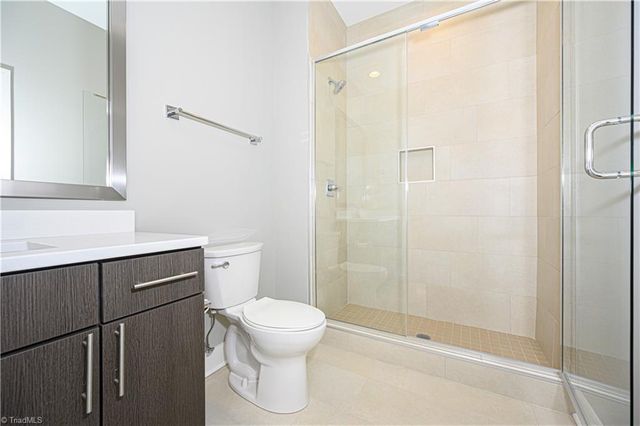 400 W 4th Street 504, Winston-salem, NC 27101