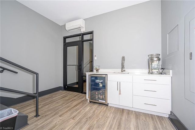 400 W 4th Street 504, Winston-salem, NC 27101