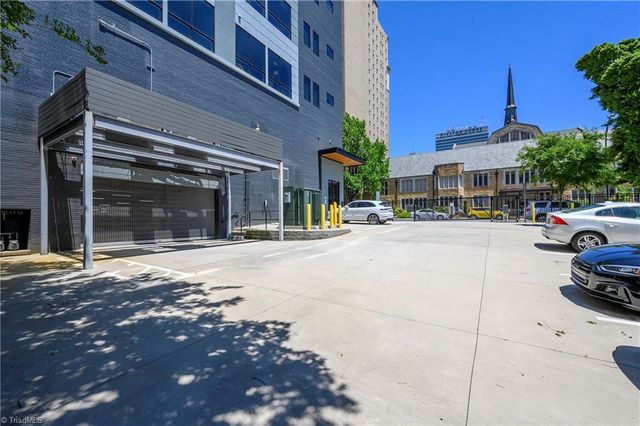 400 W 4th Street 504, Winston-salem, NC 27101