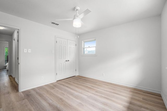 1307 N Malibu Dr, Kerrville, TX 78028