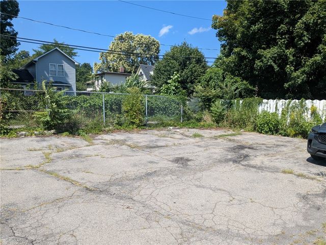 15 Madison Street, Rochester, NY 14608