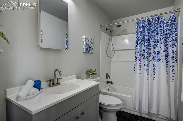 4559 Zenobia Street, Denver, CO 80212