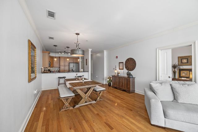 3520 Central Ave Apt 209, Memphis, TN 38111