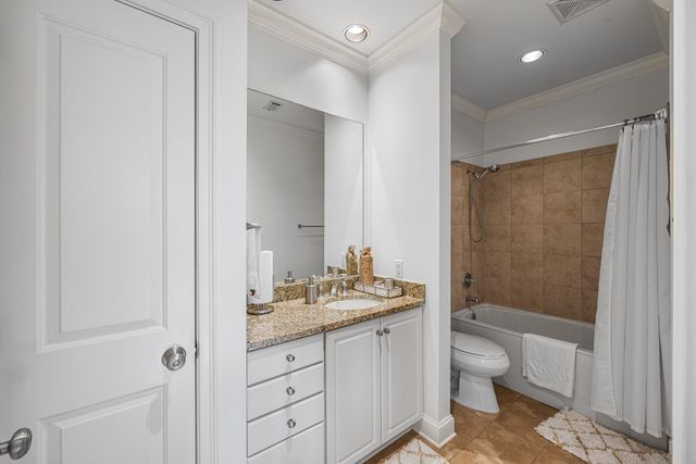 3520 Central Ave Apt 209, Memphis, TN 38111