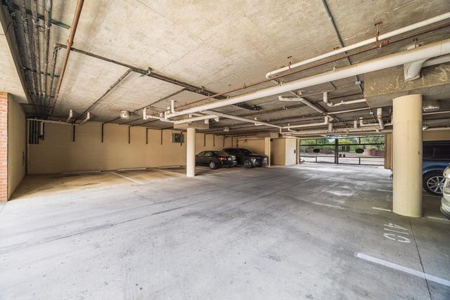 3520 Central Ave Apt 209, Memphis, TN 38111