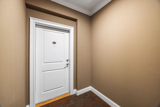 3520 Central Ave Apt 209, Memphis, TN 38111