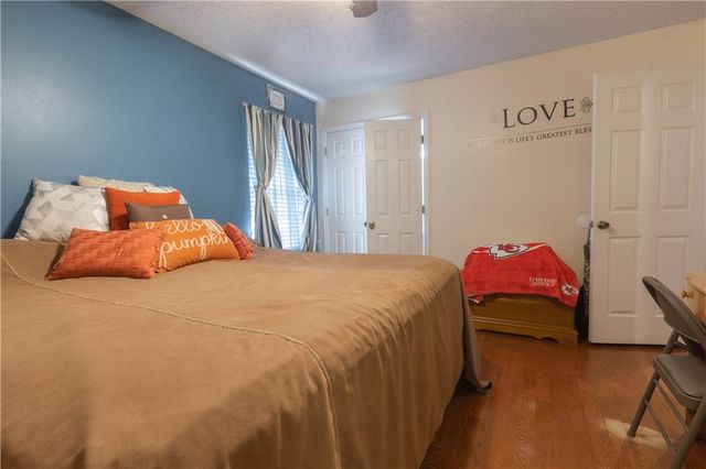 111 NW 114th Terrace, Kansas City, MO 64155