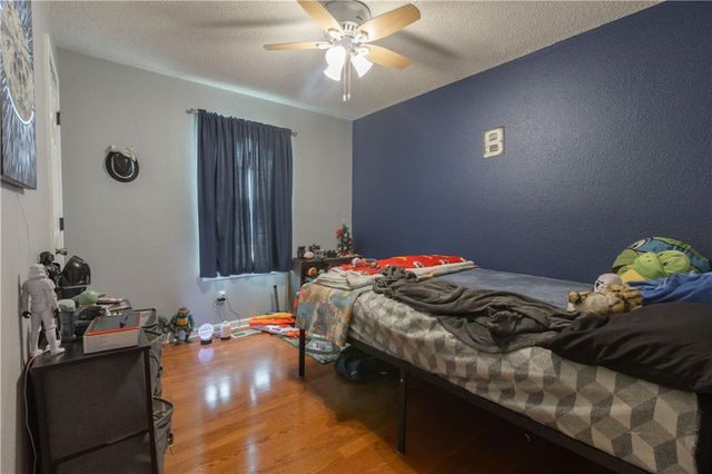 111 NW 114th Terrace, Kansas City, MO 64155