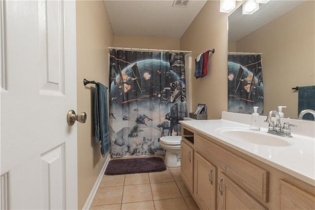 111 NW 114th Terrace, Kansas City, MO 64155
