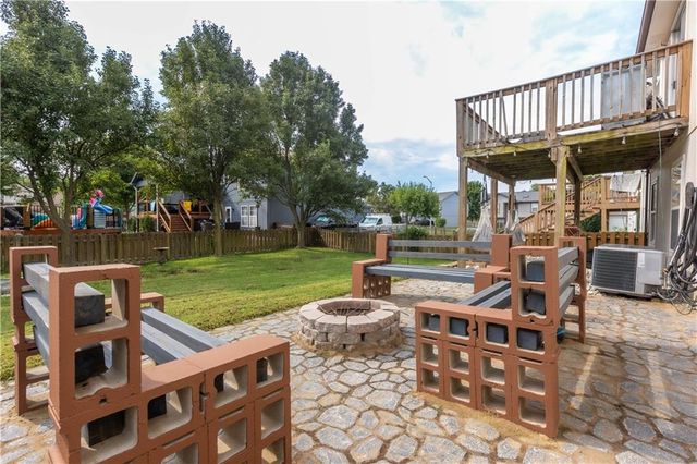 111 NW 114th Terrace, Kansas City, MO 64155
