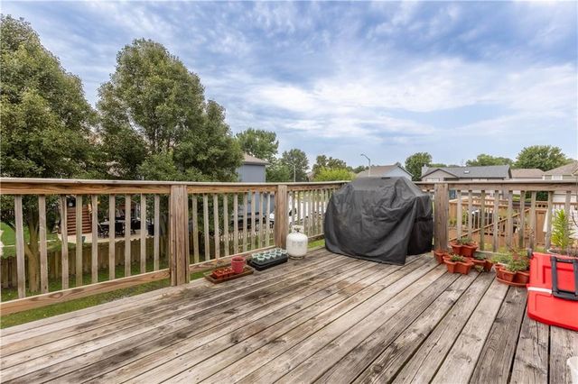 111 NW 114th Terrace, Kansas City, MO 64155
