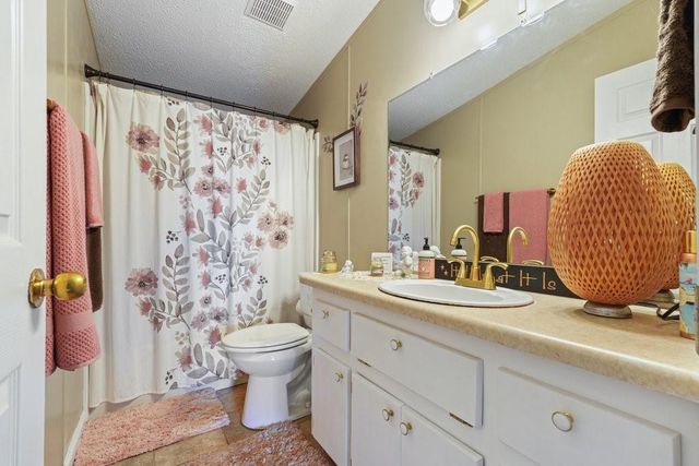 3030 NE Chatsworth Highway 225, Calhoun, GA 30701